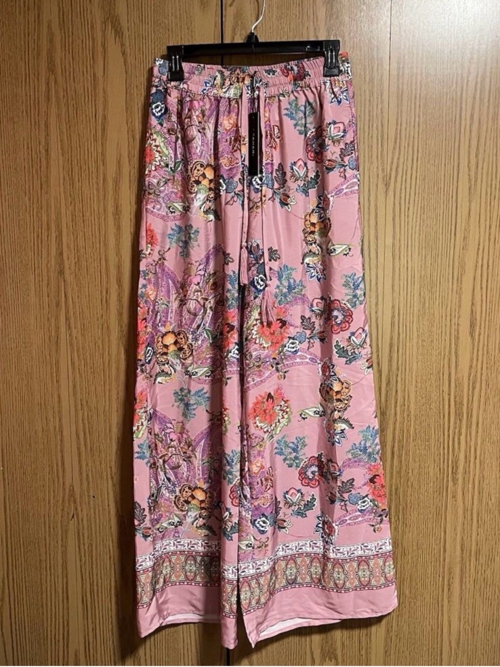 Women's Pink Floral Wide-Leg Skirt